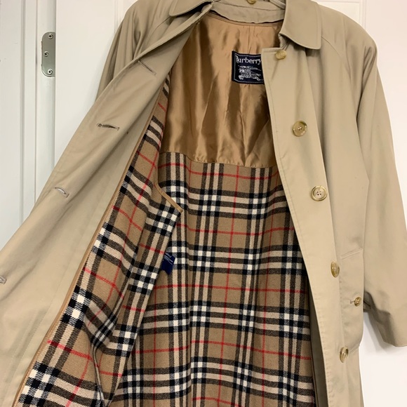 Burberry Jackets & Blazers - Burberry trench coat.